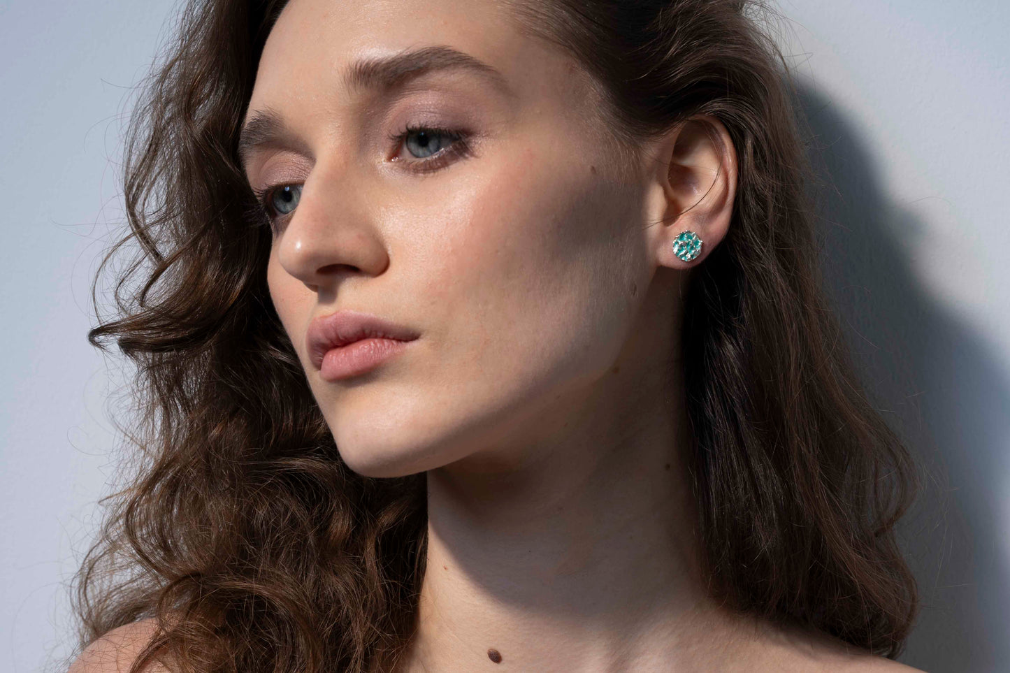 Сережки-пусети «Бриж на воді» смарагдові