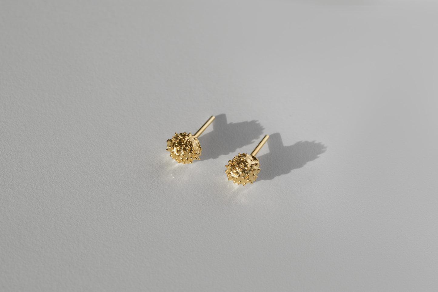 Сережки «Горіх каштану» світлі з позолотою