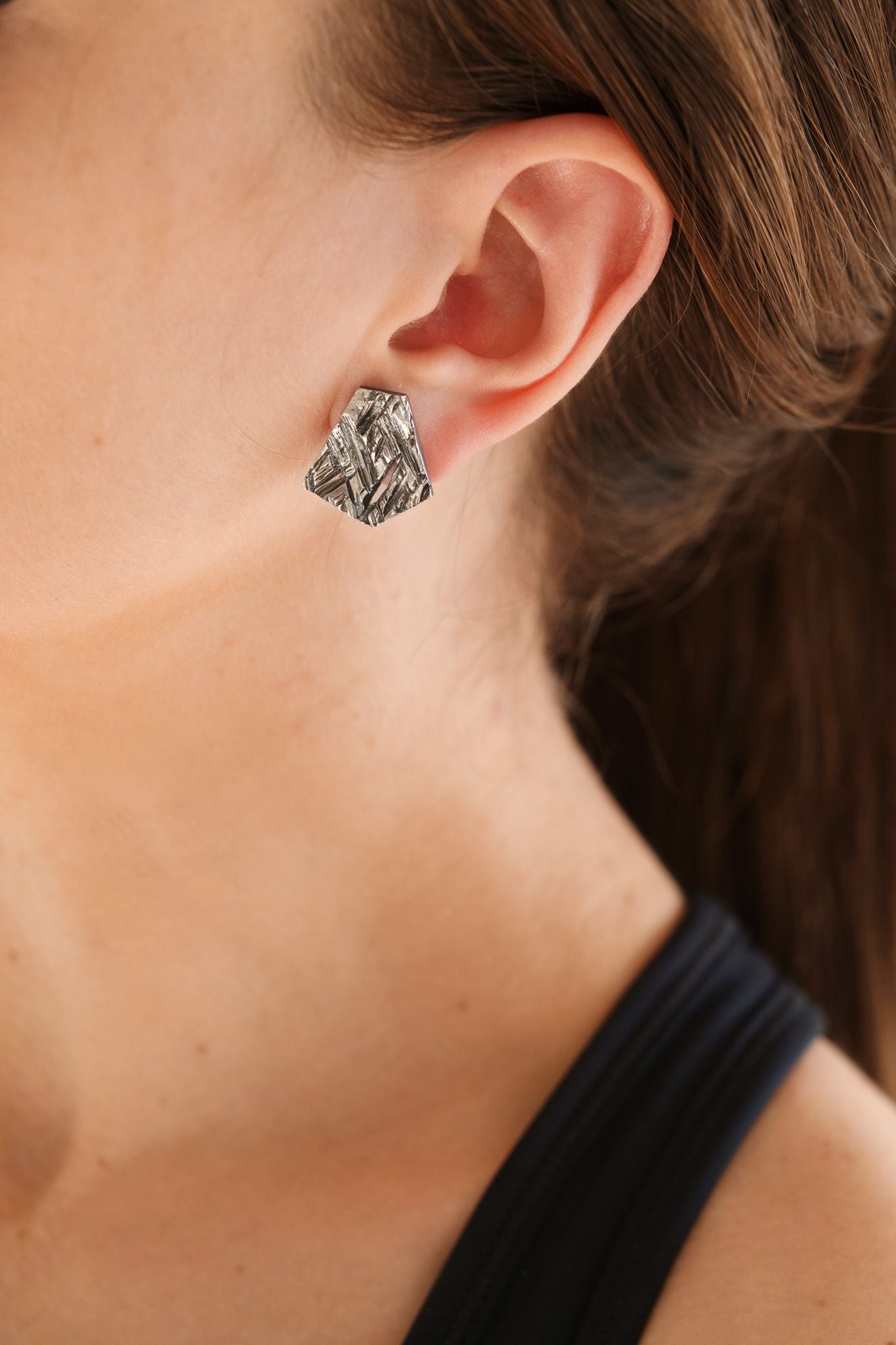 Сережки «Колотий лід» (17х20 мм) з чорнінням