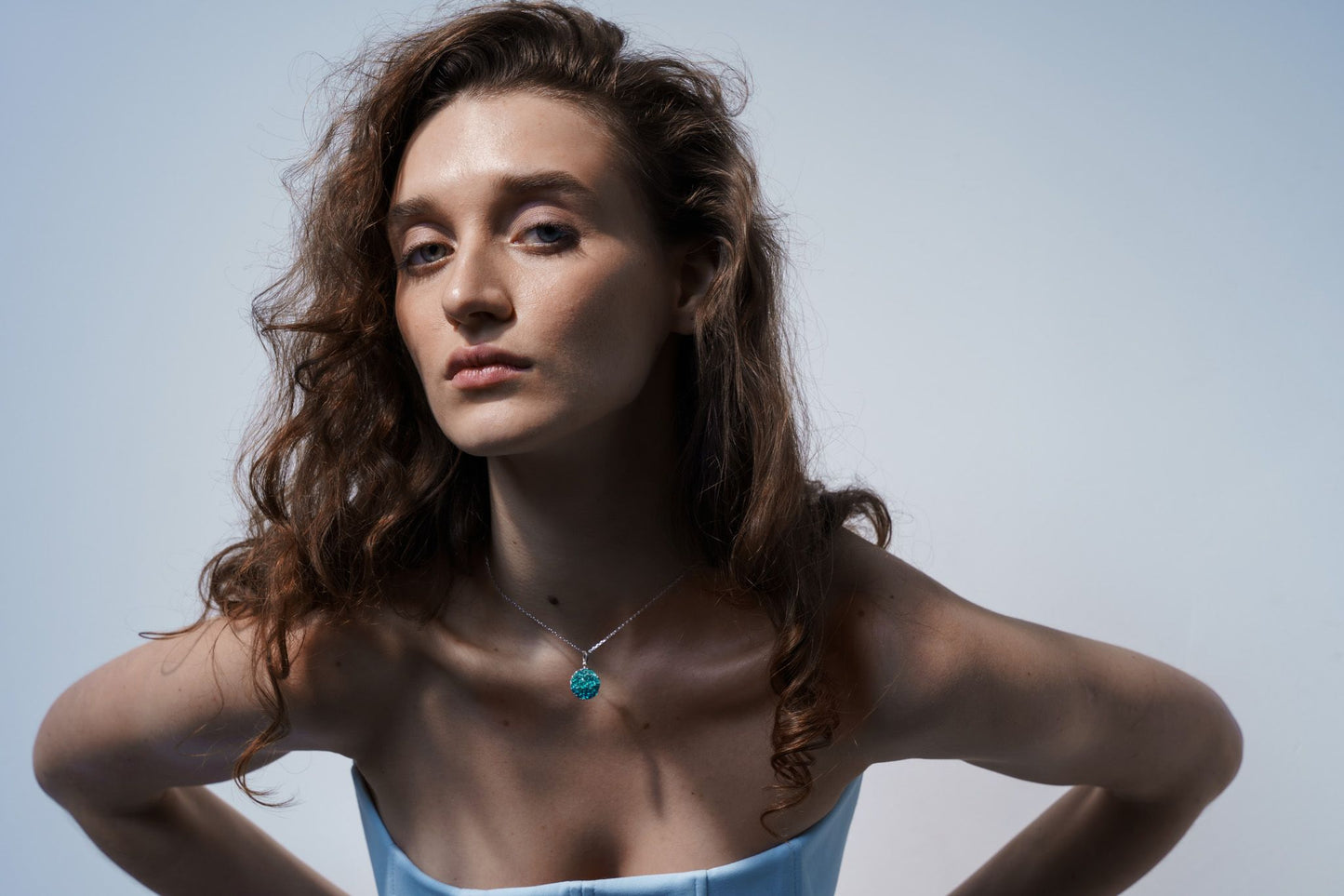 Кулон-диск «Хвиля» смарагдовий (15 мм)