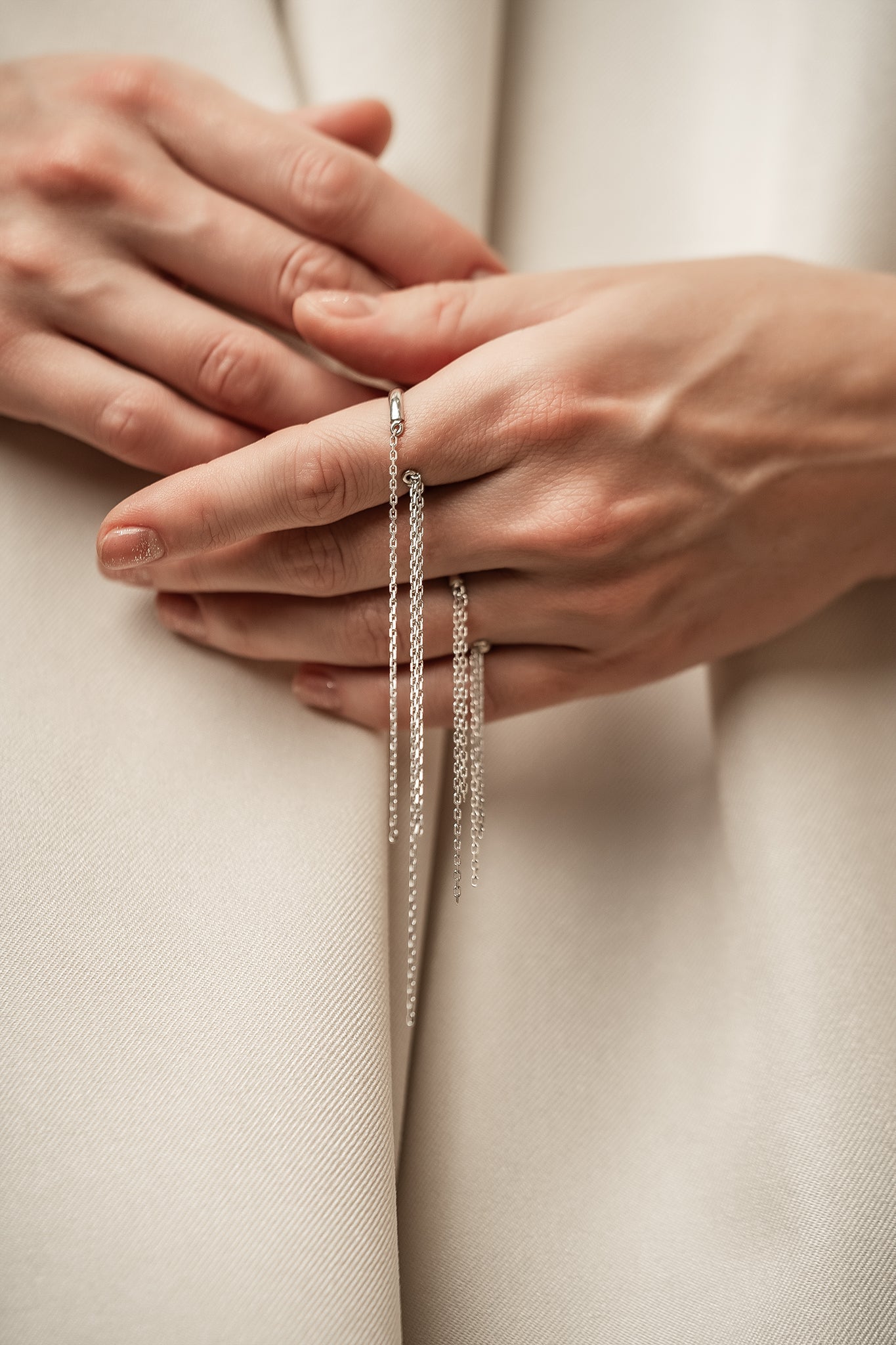 Каблучка «Чотири cтруни» (9,5 см)