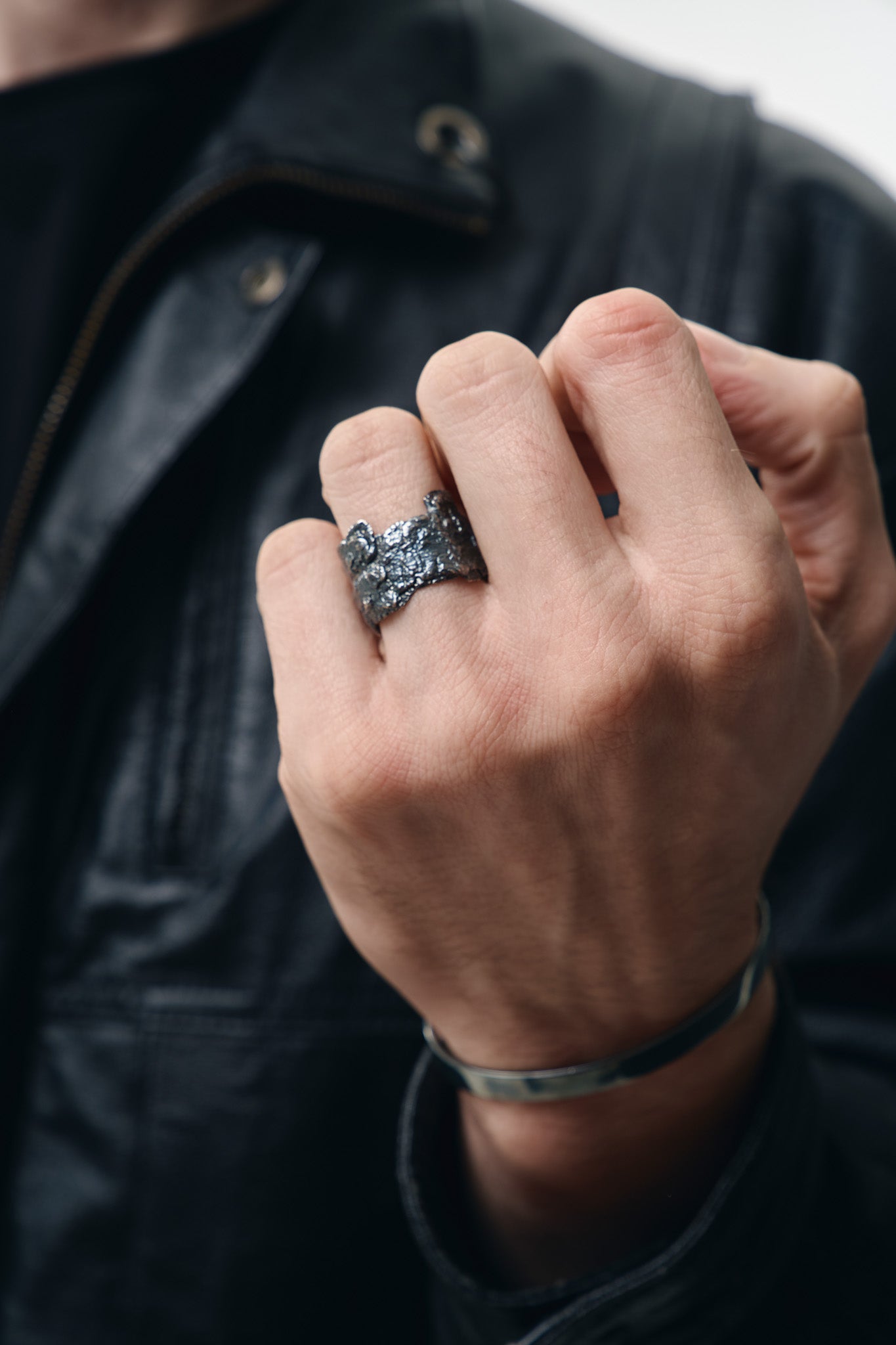 Каблучка «Дубова кора» з чорнінням (11-16 мм)