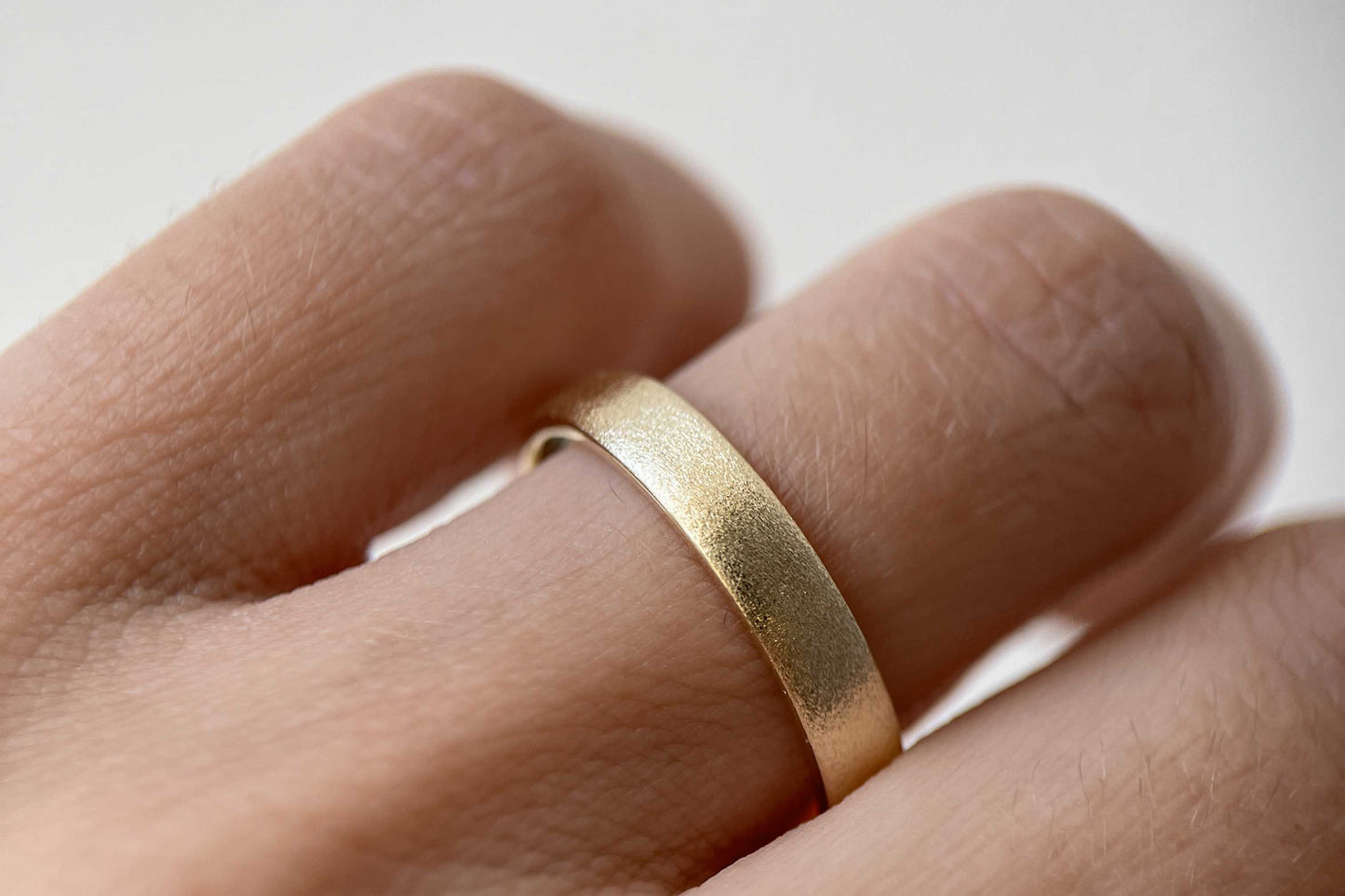 Обручка «Симпл» (3 мм) брашована заокруглена