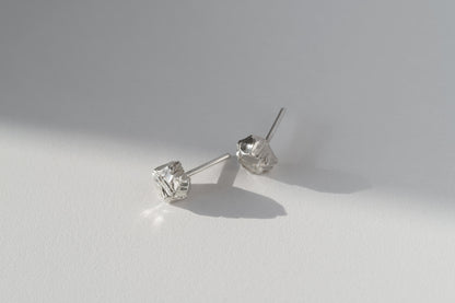 Сережки «Антрацит Донецького вугільного басейну» (6 мм) світлі