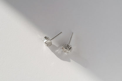 Сережки «Антрацит Донецького вугільного басейну» (6 мм) світлі