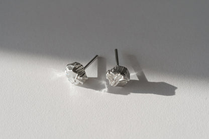 Сережки «Антрацит Донецького вугільного басейну» (6 мм) світлі