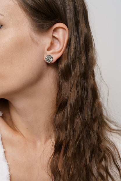 Сережки-диски «Поверхня води» (10 мм) з чорнінням