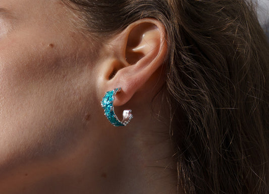 Сережки-конго «Хвиля» (6 мм/20 мм) смарагдові