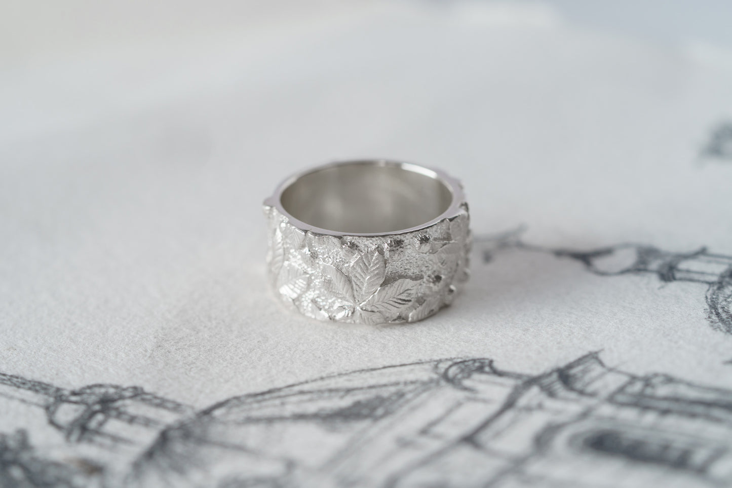 Каблучка «Київські каштани» світла (10 мм)