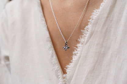 Кулон «Лист каштану» (10 мм) з чорнінням