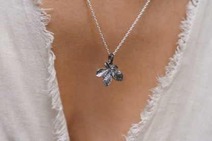 Кулон «Лист каштану» (20 мм) з чорнінням