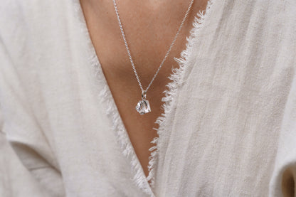 Кулон «Колотий лід» (10х12 мм) світлий