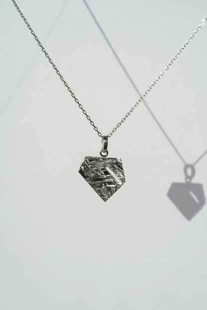 Кулон «Колотий лід» (17х20 мм) світлий