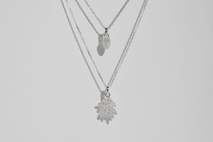 Кулон «Шишка смереки» світлий