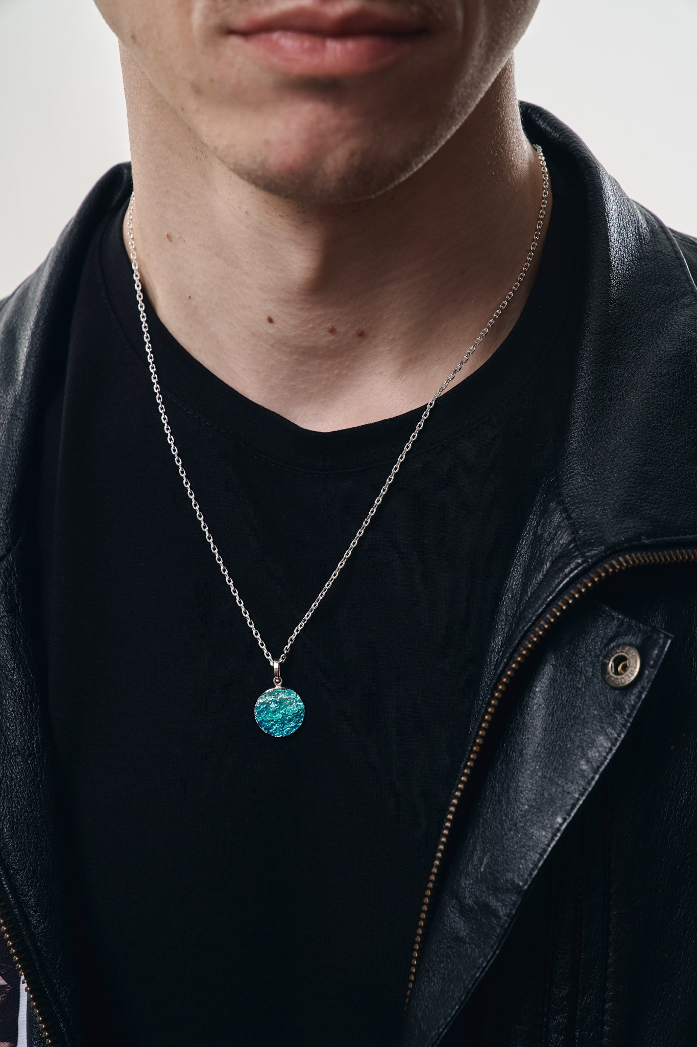 Кулон-диск «Хвиля» смарагдовий (15 мм)