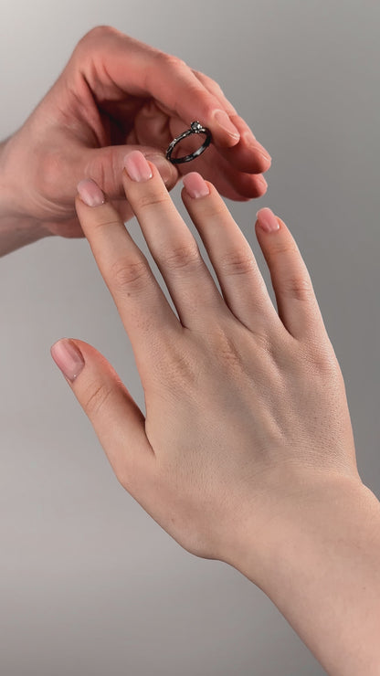 Каблучка «Темна лоза» (камінчик 3,5 мм)