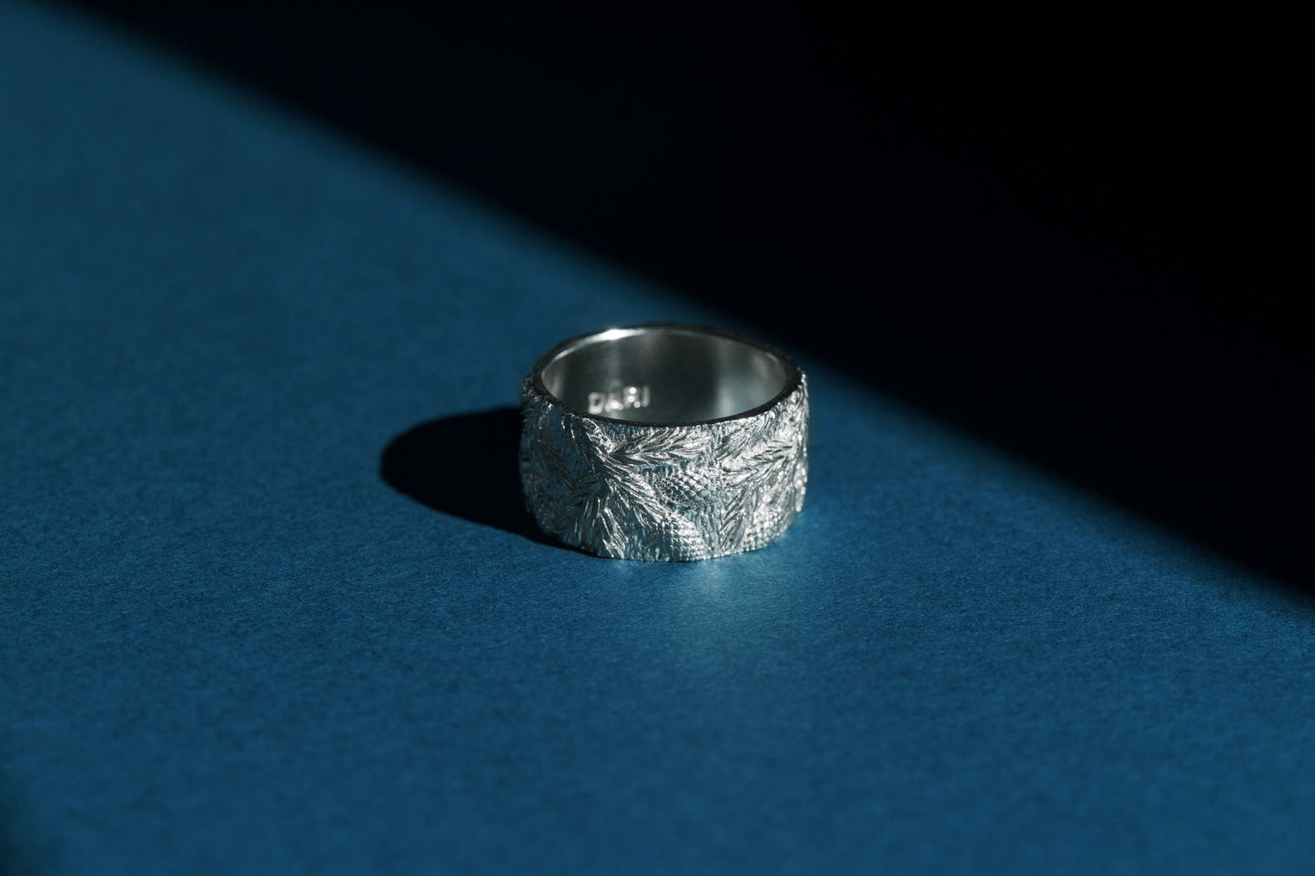 Каблучка «Карпатська смерека» світла (10 мм)