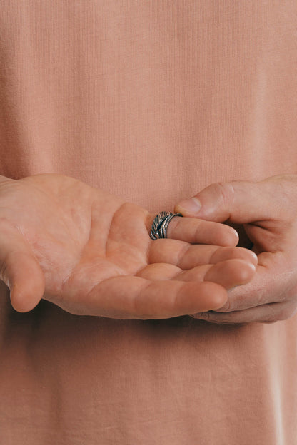 Каблучка «Колотий лід» з чорнінням (10 мм)