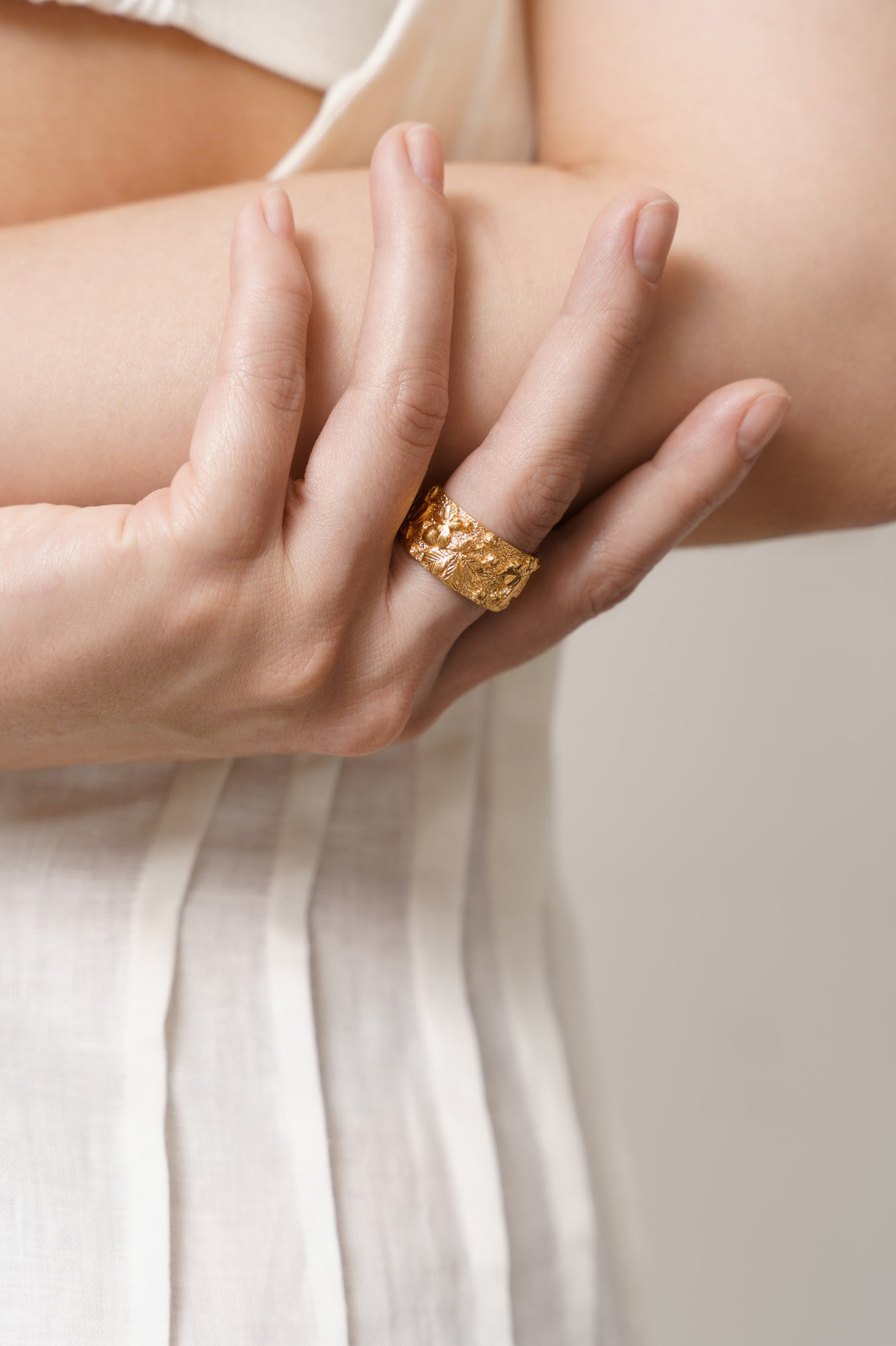 Каблучка «Київські каштани» світла (10 мм)