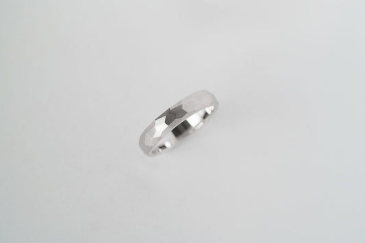 Каблучка «Дрібні грані» (4 мм)